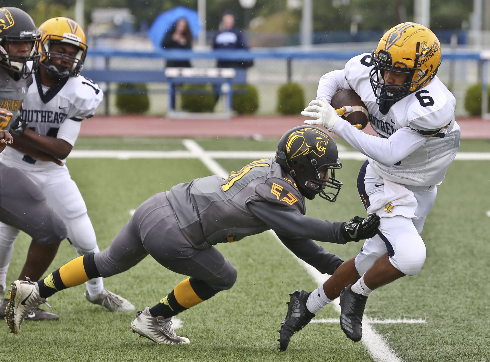 Eisenhower Southeast decgal 3 09.08.18.JPG